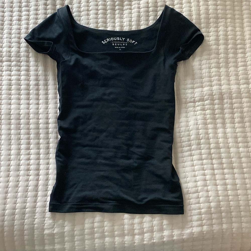 Aeropostale “seriously soft sculpt” shirt